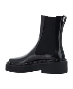 Valentino Garavani Rockstud M-way Boots -Italist Store e10f32b4e95d4a71362d9881837e1717