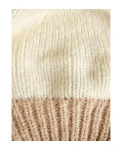 Weekend Max Mara Max Mara Studio Puff Ball Top Knitted Beanie -Italist Store fac8a198b4e1536e15e59626feba83d9